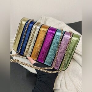 Metallic Litchi Patterned Simple
Rainbow Splicing Small Square
Bag